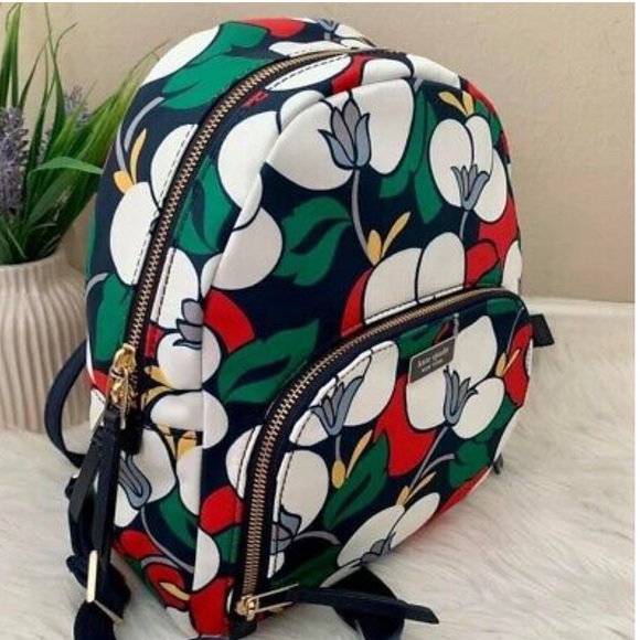 NWT Kate Spade Floral Multi Medium Backpack - Picture 5 of 9